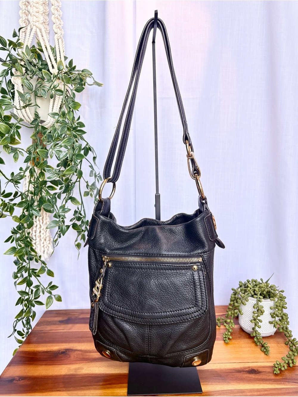 B. Makowsky Westbourne Convertible Crossbody Shoulder Bag - Black/Gold - Y2K - Picture 5 of 14